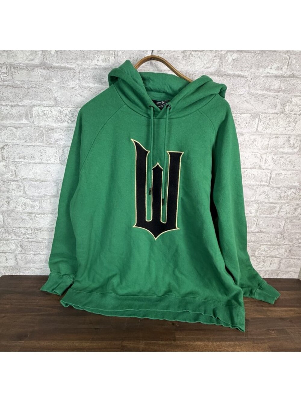 Universal Studios Wicked Black Logo Green Hoodie Pullover Sweatshirt 2XL 5122